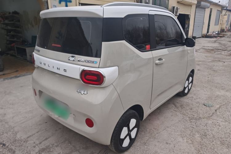 Used Wuling Hongguang MINIEV 2024 3rd Generation 215km Youth Edition

