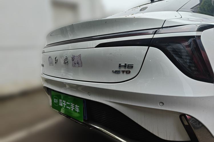 Used Hongqi H6 2025 2.0T Zhiyuan Edition