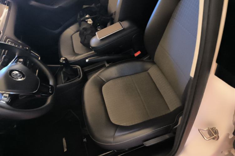 Used Volkswagen Santana 2016 1.6L Manual Comfort Edition Left Front Seat