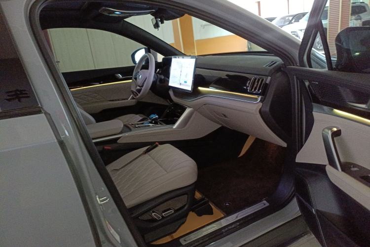 Used BYD Tang New Energy 2025 DM-i 115KM Prestige Model
