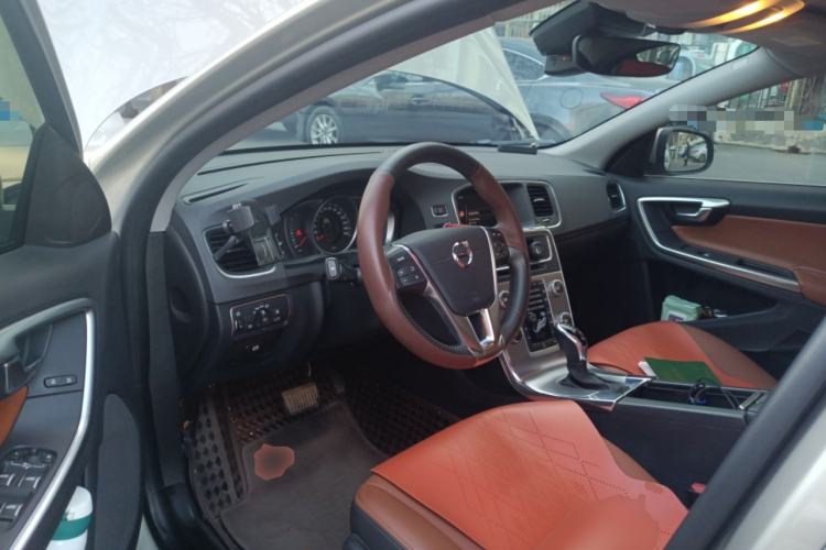 Used Volvo S60 2019 S60L Facelift T5 Intelligent Advanced Edition
