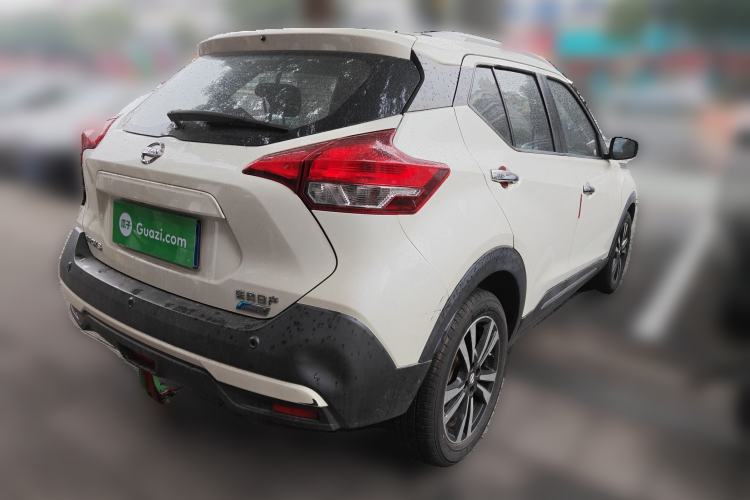 Used Nissan Kicks 2019 1.5L CVT Smart Connect Luxury Edition
