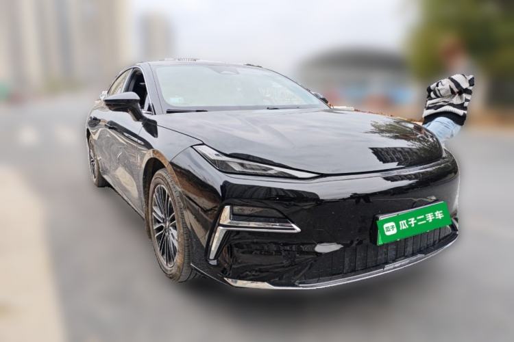 Used Geely Galaxy 8 2025 130km EM-i Deluxe Edition