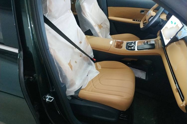 Used Geely Galaxy Galaxy Xingjian 7 EM-i 2025 120km Launch+ Version