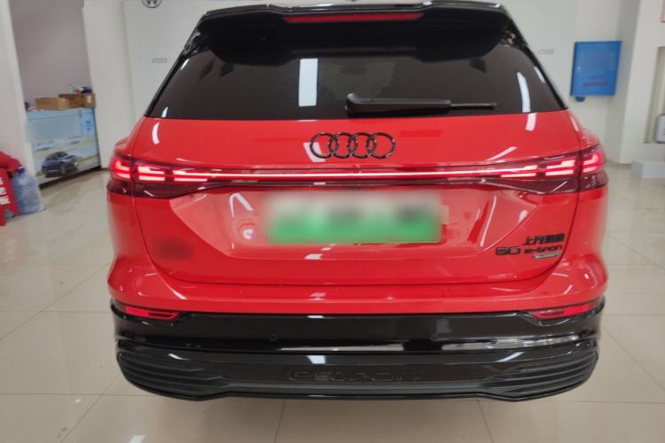 Used Audi Q5 e-tron 2022 50 e-tron quattro Glory Edition Elegant Suit
