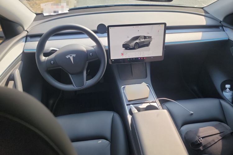 Used Tesla Model Y 2023 Rear-Wheel-Drive Version