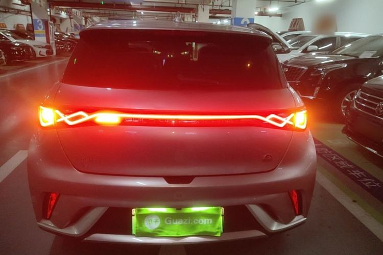 Used BYD Dolphin 2023 420 km Fashion Edition
