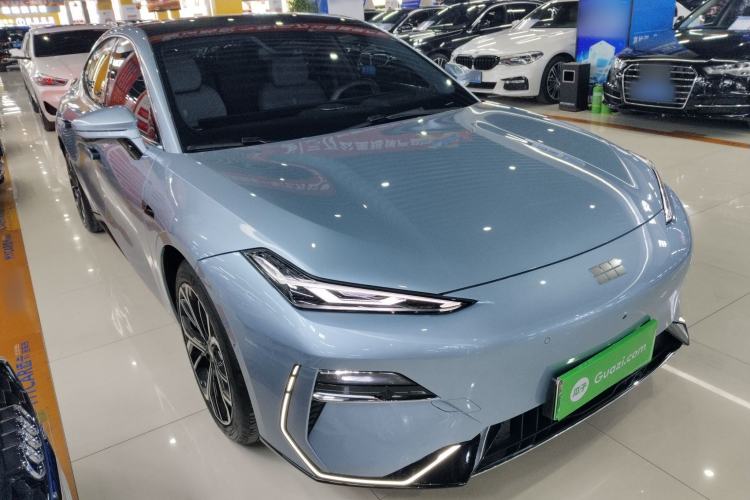 Used Geely Galaxy E8 2025 700 km Long-Range Intelligent Driving Version
