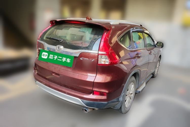 Used Honda CR-V 2016 2.0L two-wheel drive Urban Edition Rear Right 45 Deg