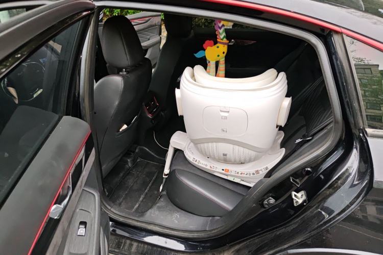 Used Dongfeng Aeolus Yixuan MAX 2021 1.5T Dark Night Sharp Edition Left Rear Seat