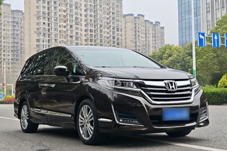 Used Honda Elysion 2016 2.4L Classic Edition Exterior 5