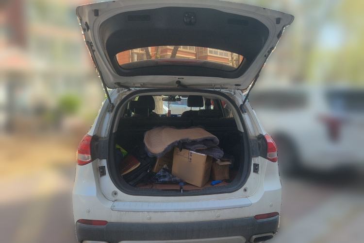 Used Haval H2 2017 Blue Label 1.5T Automatic Two-Wheel Drive Luxury Model Trunk