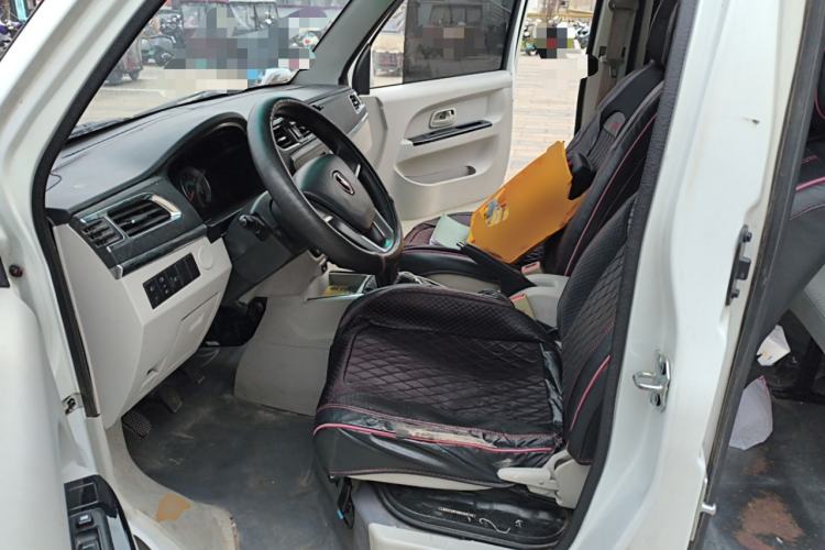 Used Jinbei New Hiace X30L 2021 1.5L Wealth Edition Bus Non-Air-Conditioned China VI Standard SWC15M Left Front Seat