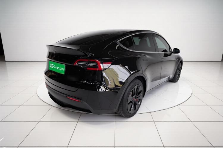 Used Tesla Model Y 2021 Standard Range Rear-Wheel Drive Version