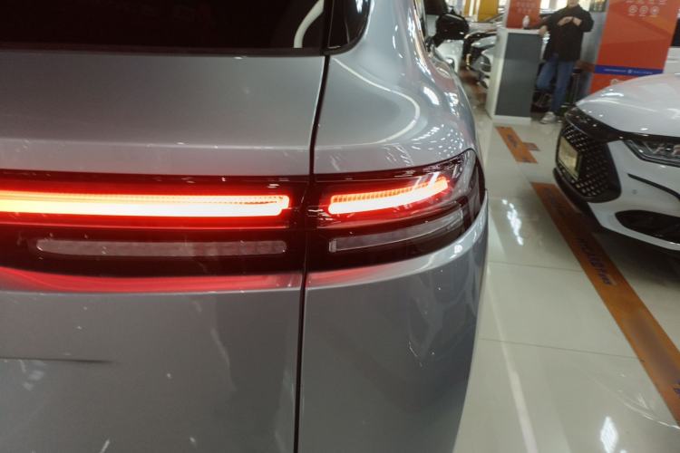 Used Leapmotor C16 2024 Pure Electric 520 Deluxe Edition