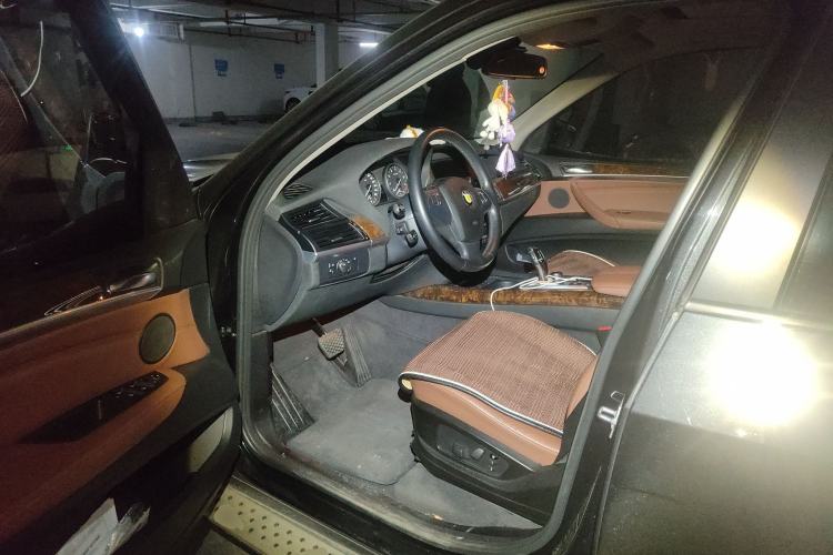 Used BMW X5 2011 xDrive35i Leading Model
