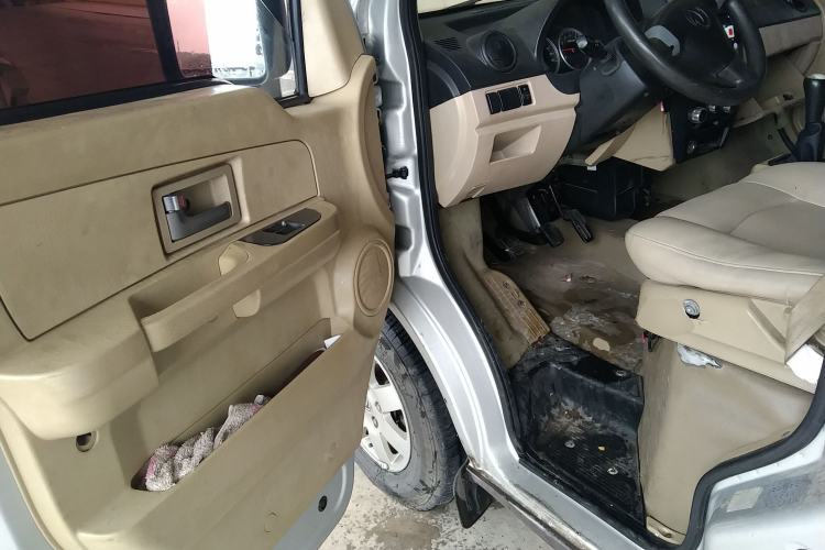 Used Dongfeng Xiaokang C37 2018 1.5L Premium II DK15 Driver Seat