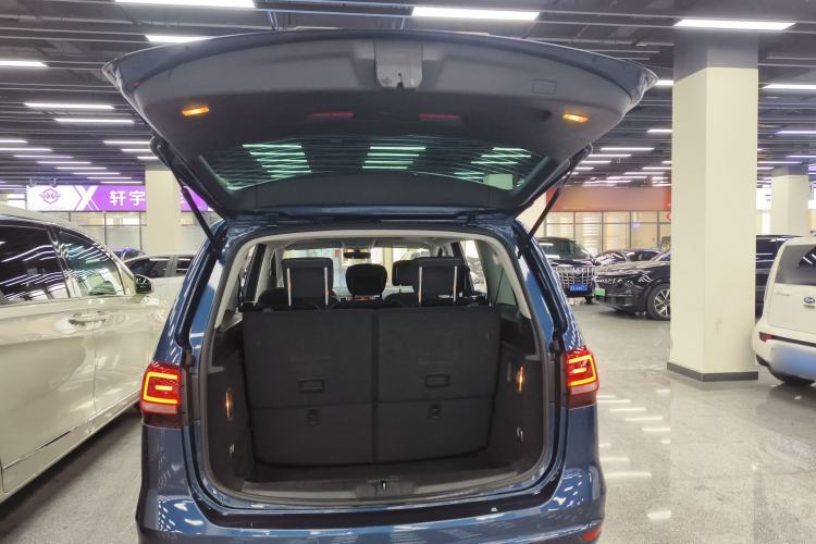 Used Volkswagen Sharan 2016 380TSI Comfort Edition 7-Seater
