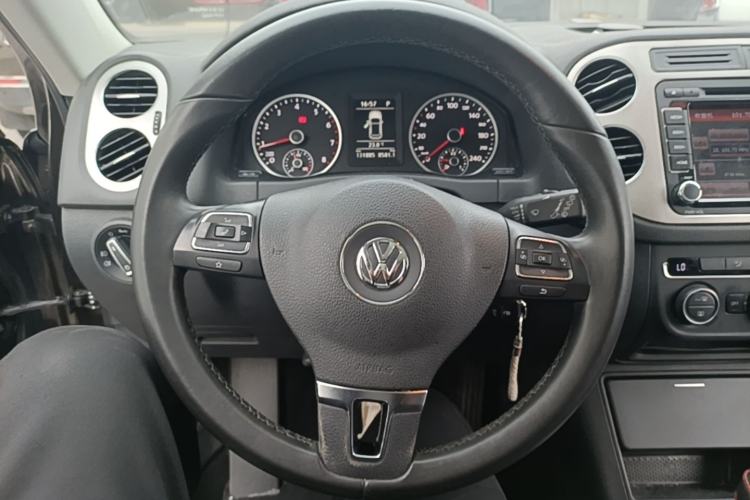 Used Volkswagen Tiguan 2016 280TSI Automatic Two-Wheel Drive Silk Road Comfort Edition
