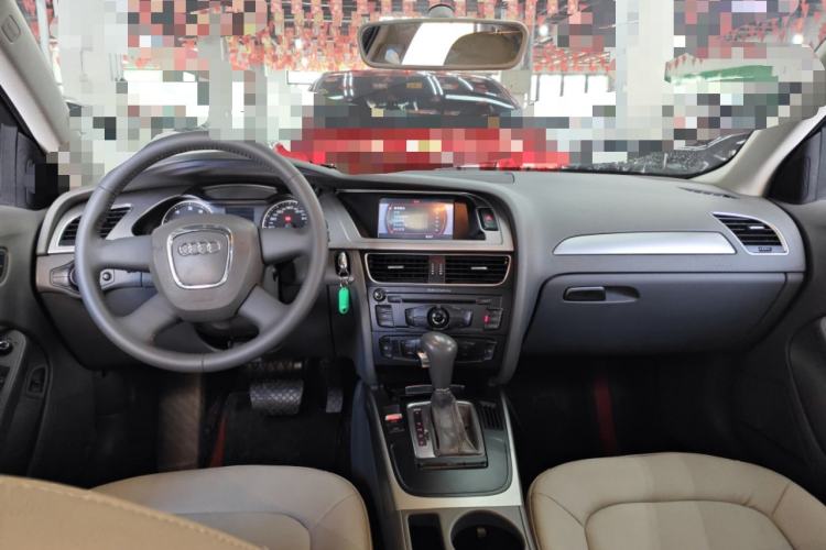 Used Audi A4L 2011 1.8 TFSI Comfort Model
