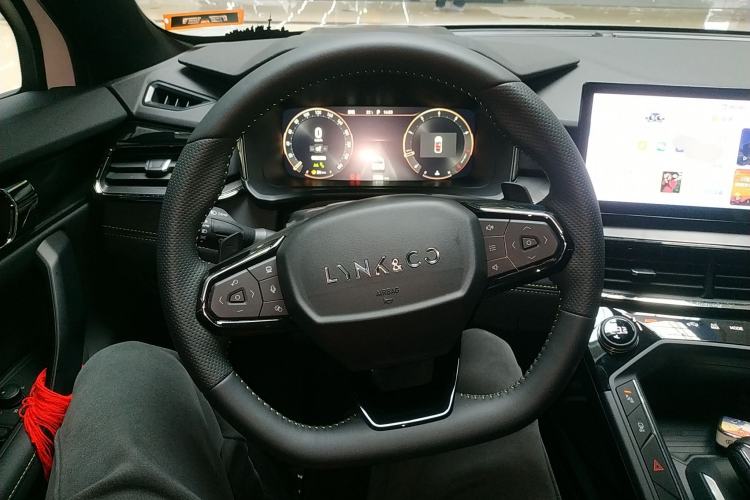 Used Lynk & Co 06 2023 Remix 1.5T Dynamic Halo
