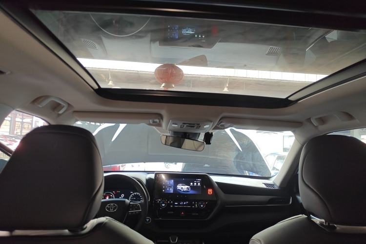 Used Toyota Highlander 2024 2.5L Smart Electric Hybrid Dual-Motor Two-Wheel Drive Luxury Version 7 Seats