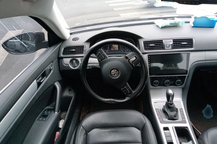 Used Volkswagen Passat 2015 1.8TSI DSG Prestige Edition Steering Wheel