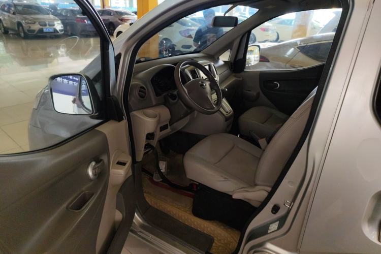 Used Nissan NV200 2018 1.6L CVT Luxury Model Driver Seat