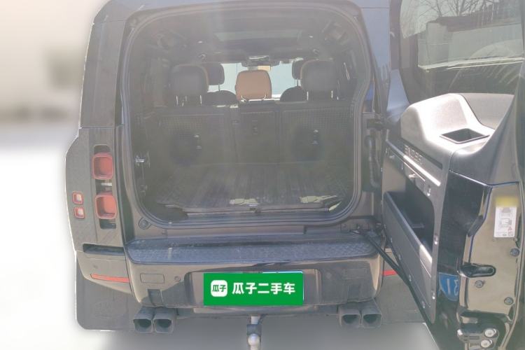 Used Land Rover Defender 2025 110 3.0T P400 Dark Edition
