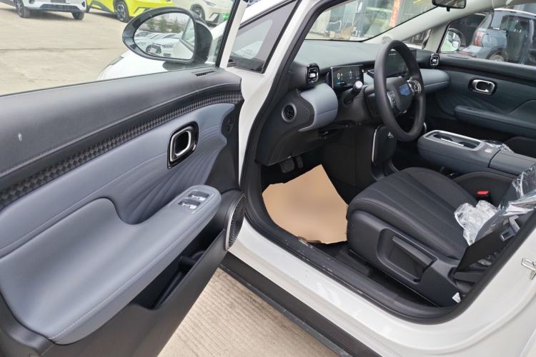 Used AION UT 2025 330 Starlight Edition