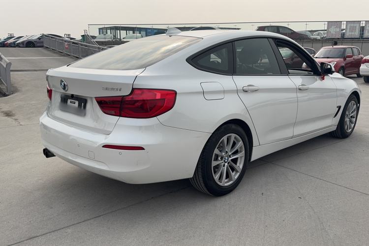 Used BMW 3 Series GT 2017 320i Sport Edition