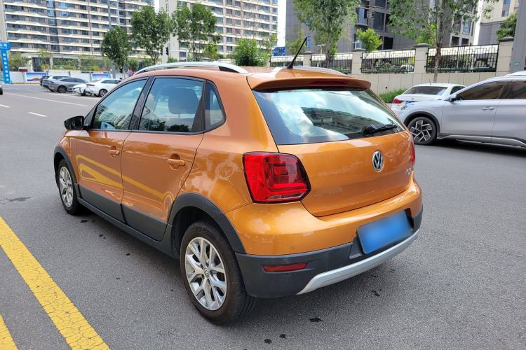 Used Volkswagen Polo 2014 1.6L Cross Polo Automatic