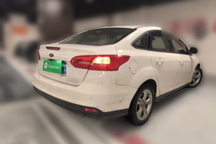 Used Ford Focus 2015 Sedan 1.6L Automatic Comfort Model
