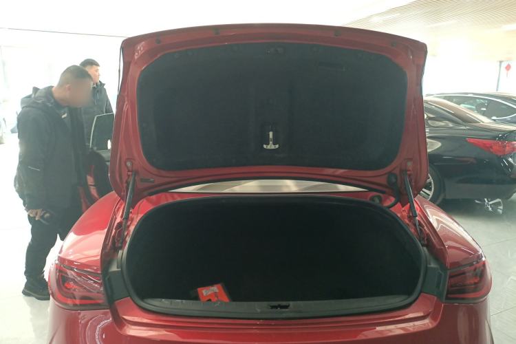 Used Infiniti Q60 2017 2.0T Luxury Edition
