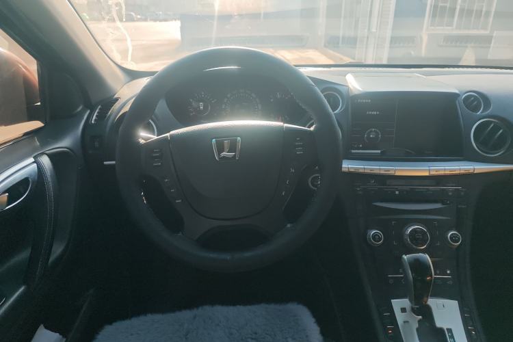 Used Luxgen Great 7 SUV 2011 2.2T Four-Wheel Drive ZhiZun Version
