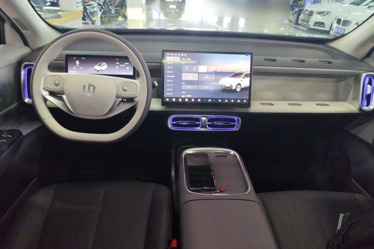 Used Leapmotor B10 2025 510 Joyful Edition Center Console