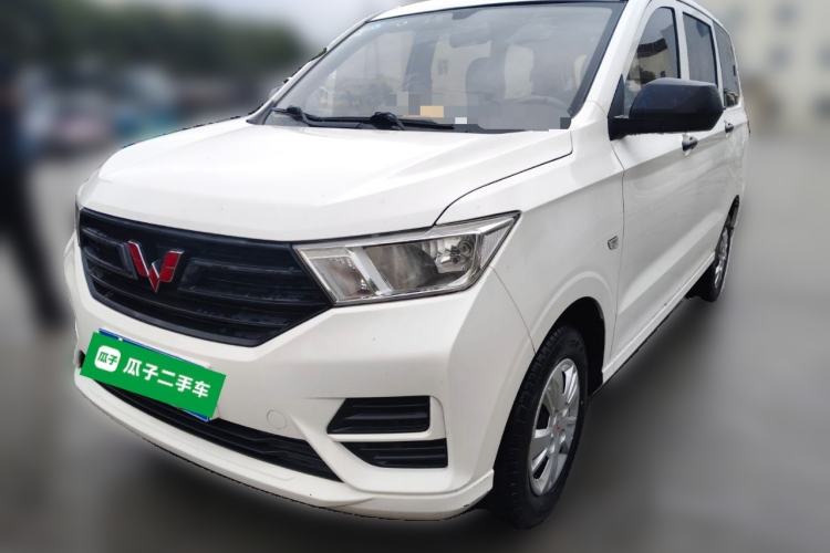 Used Wuling Hongguang 2019 1.5L S Basic Version China VI Standard LAR