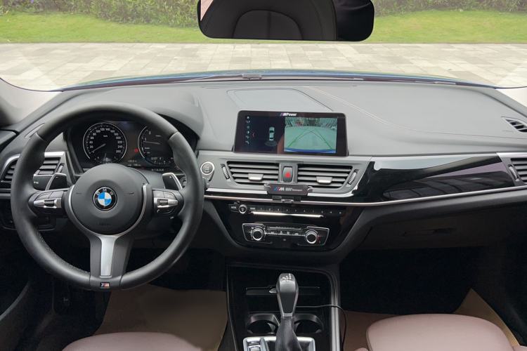 Used BMW 1 Series 2019 120i Leading Model M Sport Package Interior 4