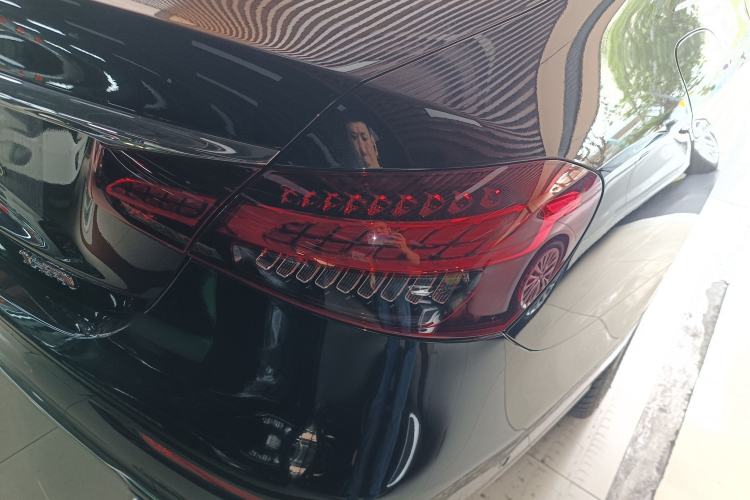 Used Mercedes-Benz E-Class 2023 Updated E 300 L Fashion Edition
