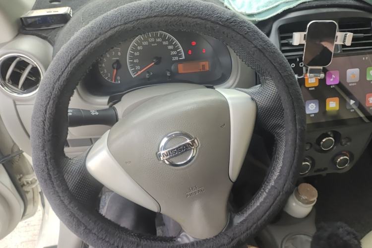 Used Nissan Sunny 2015 1.5XE Manual Comfort Edition Steering Wheel