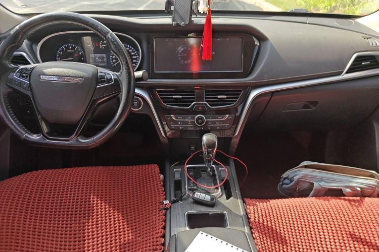 Used Venucia T90 2017 2.0L CVT Smart Edition