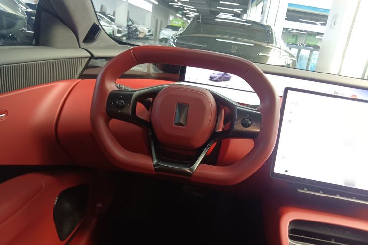 Used Avatr 12 2025 Year Updated Ultra Extended-Range Version
