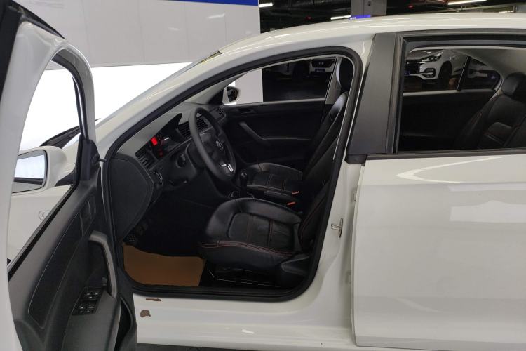 Used Volkswagen Santana 2015 1.4L Manual Fashion Edition