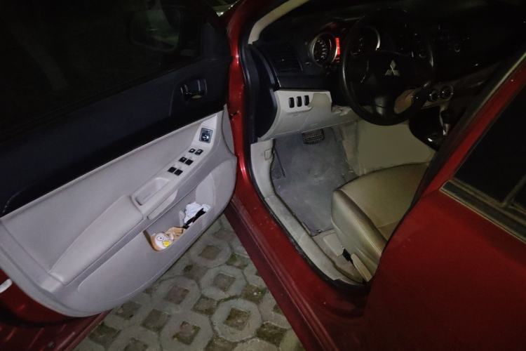 Used Mitsubishi Lancer EX 2011 Fashion Edition 1.8L CVT Comfort Version Driver Seat