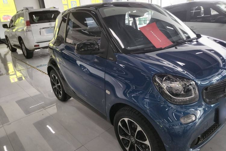 Used smart fortwo 2015 1.0L 52 kW Hardtop Passion Edition