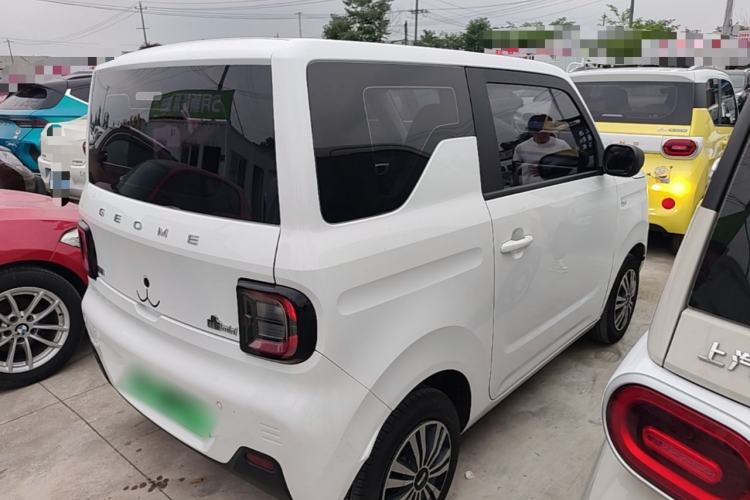 Used Geely Galaxy Panda 2023 Panda Mini 200km Endurance Bear
