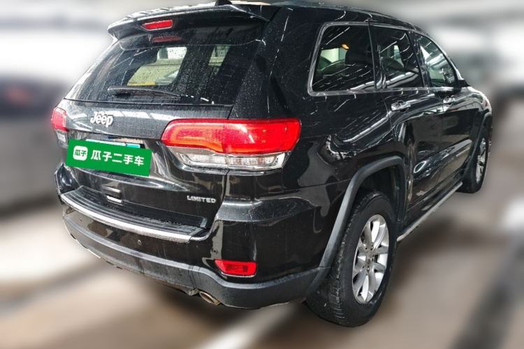 Used Jeep Grand Cherokee 2014 3.6L Elite Navigation Edition Rear Right 45 Deg