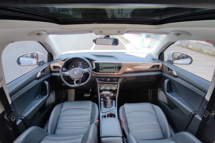 Used Volkswagen Tharu 2020 280TSI Two-Wheel Drive Comfort Edition China VI Standard Interior 1