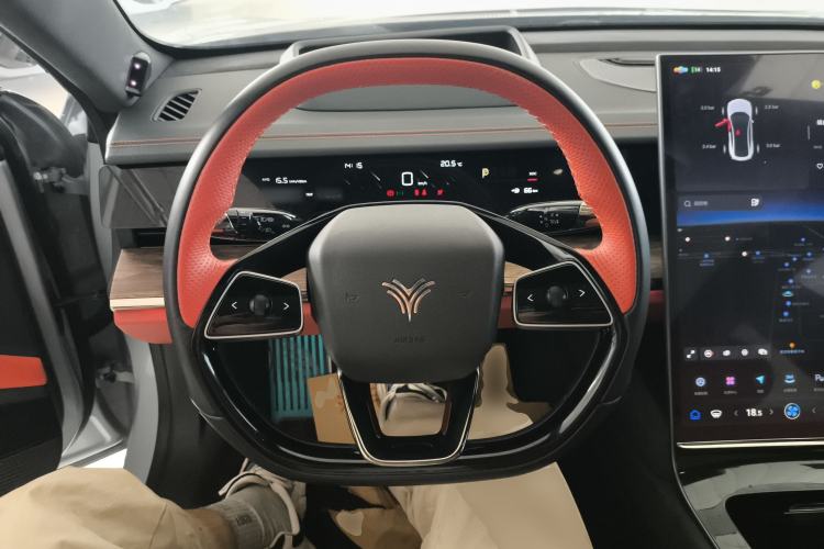 Used NETA S 2022 All-Electric 715 km Range Rear-Drive Deluxe Version Steering Wheel