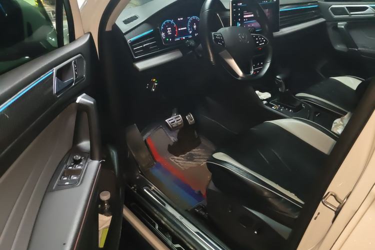 Used Volkswagen Tiguan L 2022 330TSI Automatic Two-Wheel Drive R-Line Flagship Edition Driver Seat